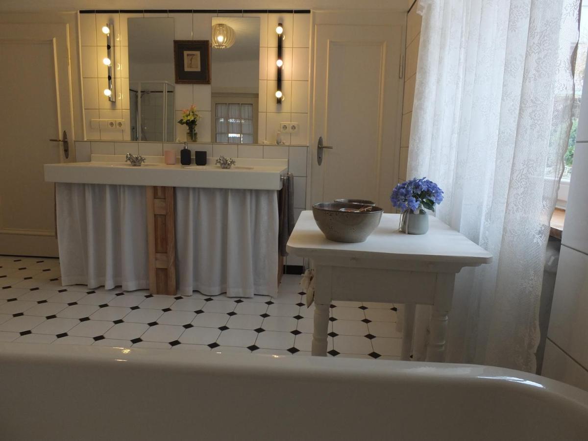 Rosenliebe Bed & Breakfast