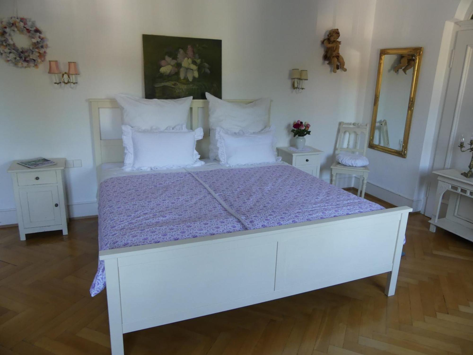 Rosenliebe Bed & Breakfast